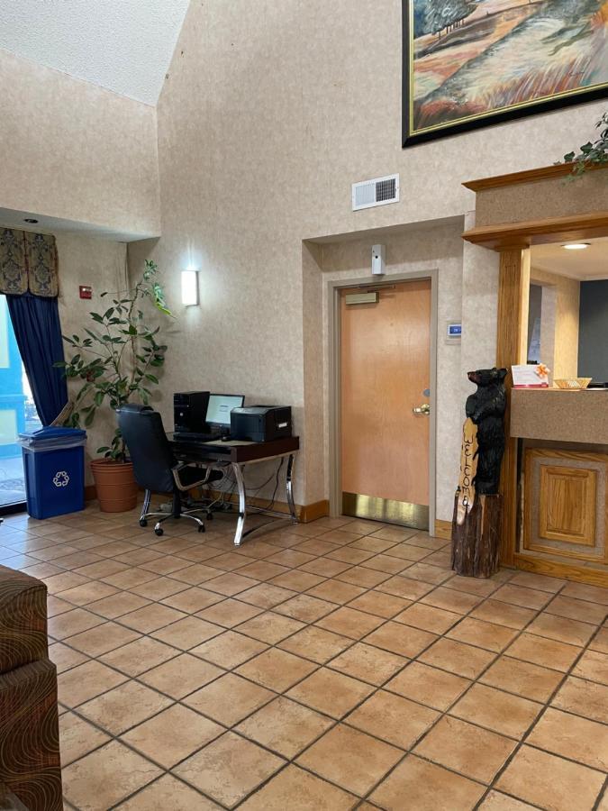 Econo Lodge Newport Exterior foto